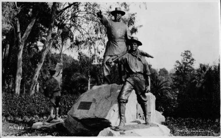 Historic photo of the Otis Group circa 1920.