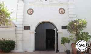 La Placita: La Iglesia de Nuestra Señora la Reina de los Ángeles – Los